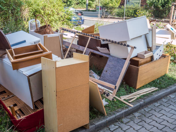 Best Garage Cleanout Services  in Lowell, AR